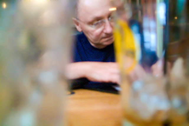 AH060108-139